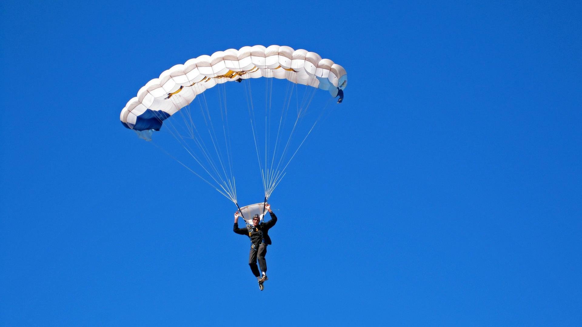 技巧讲堂：学习NBA高手的经典技巧，nba技术教学视频